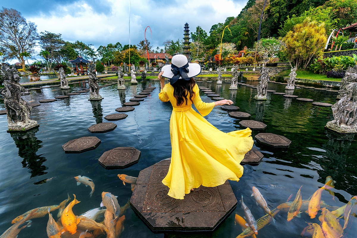 a view of Kelingking Beach from heights