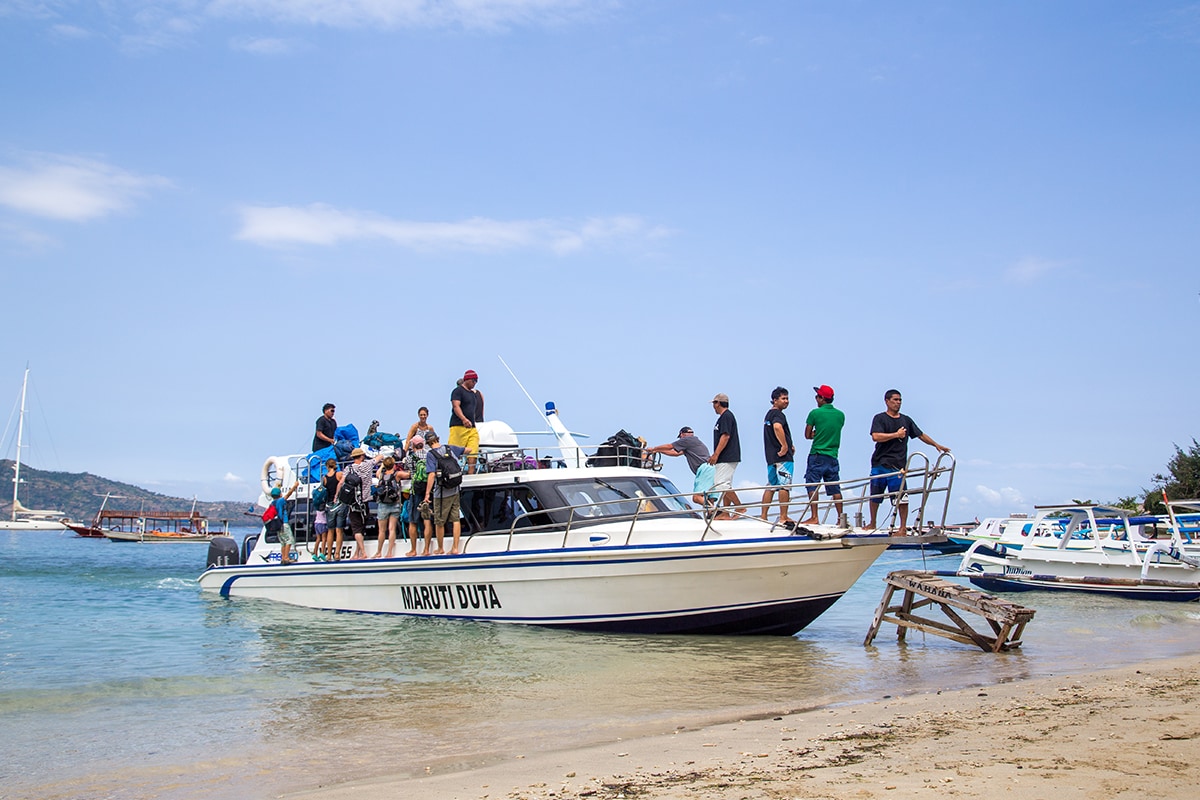 航空公司满足游客更改航班的要求