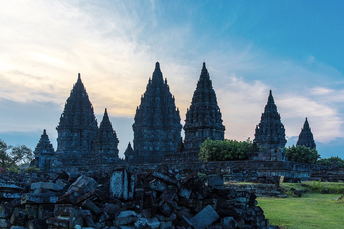 Express Your Gratitude through Virtual Postcard from Indonesia on International Friendship Day