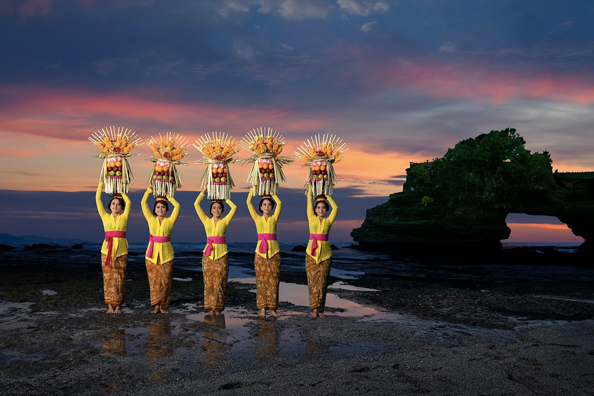 Express Your Gratitude through Virtual Postcard from Indonesia on International Friendship Day